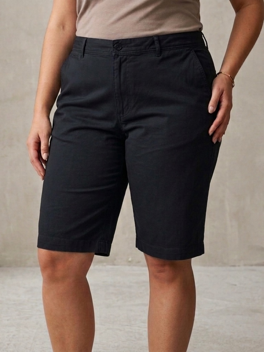 Focus 2000 Black Bermuda Shorts Women's Plus Size 18W Casual Stretch Flat Front